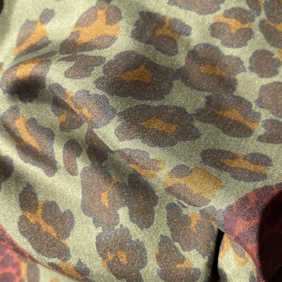 Vintage YSL Mega Silk Scarf in panther print - Picture 13 of 15